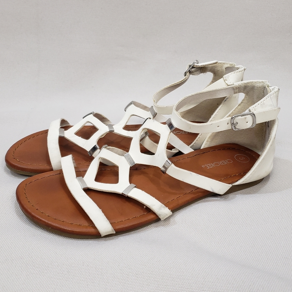 Girl's zippered strappy sandals